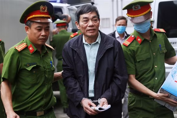 Không hoàn thành dự án, bị cáo Mai Văn Tinh cho rằng “lực bất tòng tâm”.