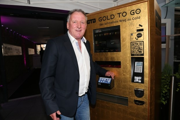 Huyền thoại bóng đá Đức Andreas Brehme qua đời ở tuổi 63 hôm 20/2. Huyền thoại bóng đá Đức Andreas Brehme qua đời ở tuổi 63 hôm 20/2.