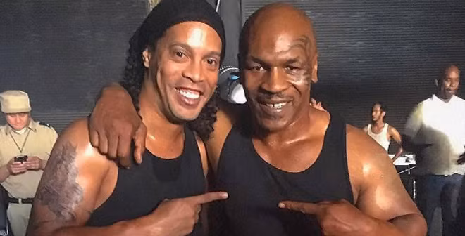 Ronaldinho tham gia phim "bom tấn", đối đầu với Mike "thép"