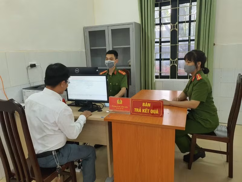 Công an huyện Hoài Đức và các điểm Công an xã đã sẵn sàng thực hiện đăng ký xe máy cho người dân trên địa bàn huyện từ 21/5.