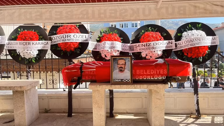 Phó trưởng chi nhánh CHP địa phương, Mehmet Palaz, thiệt mạng khi ăn mừng chiến thắng bầu cử