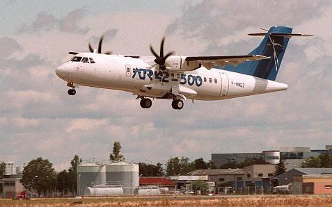 thời tiết xấu ngăn cản nỗ lực cứu hộ máy bay indonesia rơi hình 0 thoi tiet xau ngan can no luc cuu ho may bay indonesia roi hinh 0