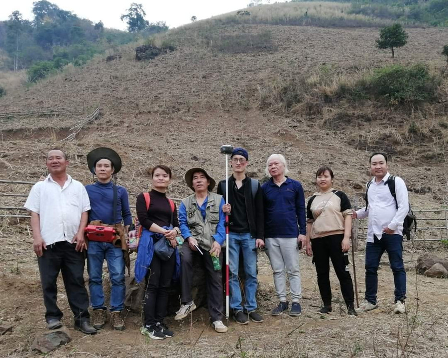 PGS.TS Cao Đình Triều cùng cộng sự trong chuyến thực tế nghiên cứu đảo năm 2024 tại Quảng Bình. PGS.TS Cao Đình Triều cùng cộng sự trong chuyến thực tế nghiên cứu đảo năm 2024 tại Quảng Bình.