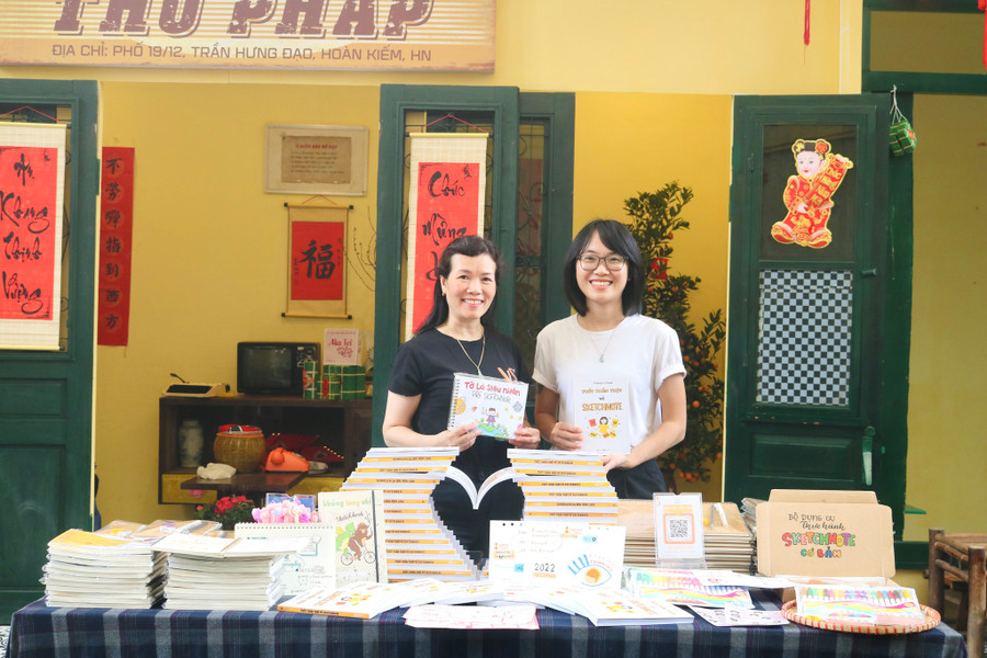 Phiên chợ tập trung truyền tải thông điệp &apos;Khuyến đọc là nhiệm vụ chung, bất cứ ai cũng có thể đóng góp sức mình&apos;.