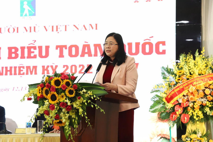Bà Bùi Thị Minh Hoài, Bí thư TW Đảng, Trưởng Ban Dân vận TW phát biểu tại Hội nghị. Bà Bùi Thị Minh Hoài, Bí thư TW Đảng, Trưởng Ban Dân vận TW phát biểu tại Hội nghị.