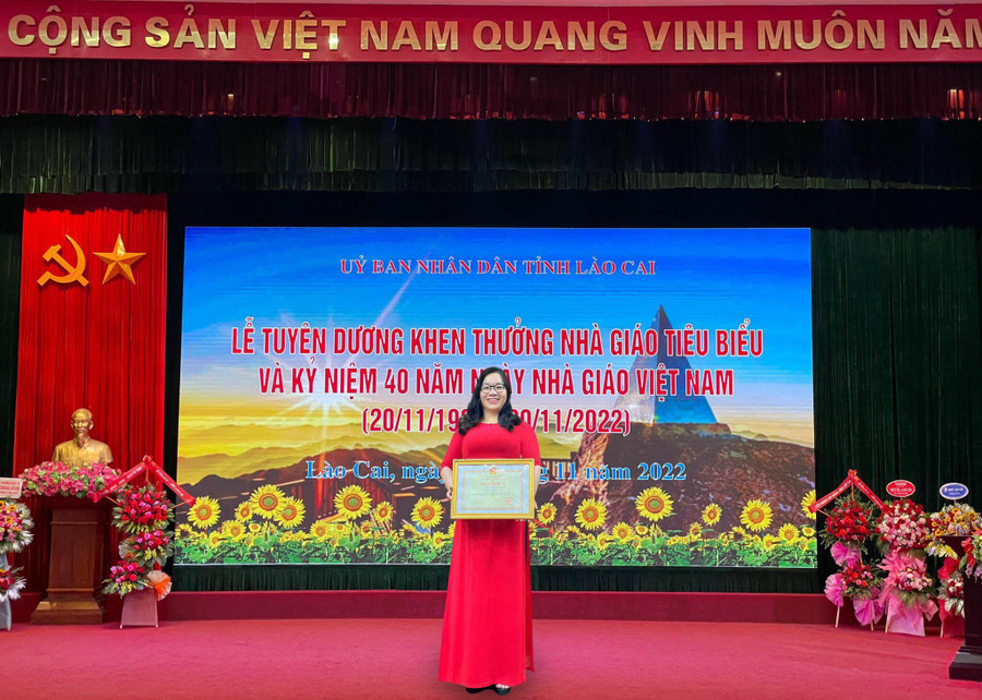 Cô Trần Thị Mai Khanh với bề dày thành tích, sáng kiến kinh nghiệm trong quá trình dạy học.