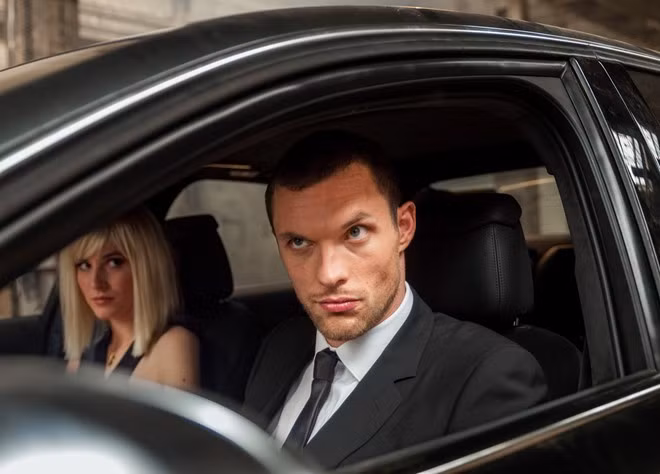 ‘Người vận chuyển 4’ thất bại bởi cái bóng của Jason Statham