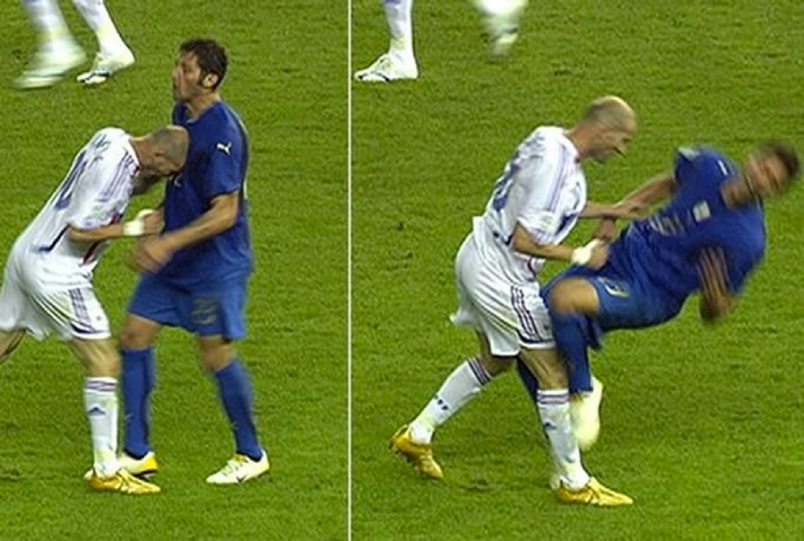 KZinedine Zidane dùng ‘thiết đầu công’ với Marco Materazzi trong trận chung kết Pháp - Italia tại World Cup 2006. KZinedine Zidane dùng ‘thiết đầu công’ với Marco Materazzi trong trận chung kết Pháp - Italia tại World Cup 2006.