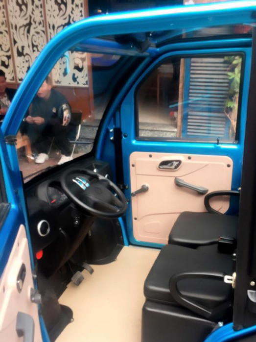 Ôtô điện có đủ điều kiện lưu thông trên đường? ảnh 2 Một mẫu xe điện vừa được nhập khẩu về Hà Nội được giới thiệu trên các trang xã hội