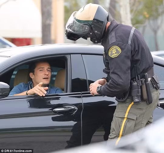 “Cướp biển” Orlando Bloom bị cảnh sát phạt ảnh 2 “Cướp biển” Orlando Bloom bị cảnh sát phạt