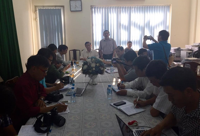 Quang cảnh buổi họp báo Quang cảnh buổi họp báo