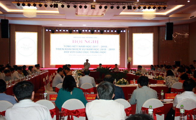 hội nghị tổng kết năm học 2017 – 2018 và triển khai nhiệm vụ năm học 2018 – 2019 đối với Giáo dục Trung học hội nghị tổng kết năm học 2017 – 2018 và triển khai nhiệm vụ năm học 2018 – 2019 đối với Giáo dục Trung học