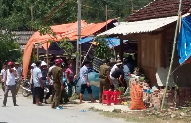 Hiện trường nơi xảy ra án mạng: Ảnh: N. Mạn. Khởi tố người phụ nữ cuồng ghen, dùng dao cứa cổ tình địch