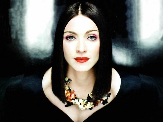 Yêu sách kỳ quặc của các ngôi sao ca nhạc