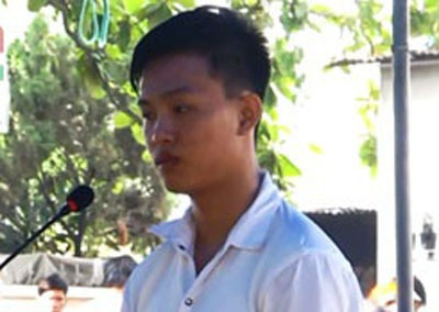 Bị cáo Quách Văn Tường. Bị cáo Quách Văn Tường tại phiên xét xử lưu động ngày 11-6 - Ảnh: Cao Danh