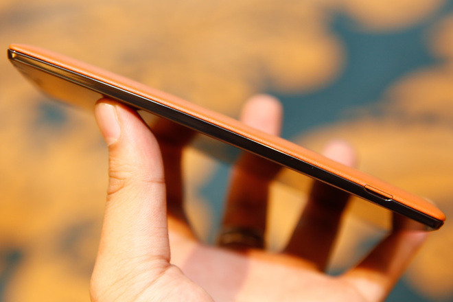 Mở hộp LG G4 chính hãng tại Việt Nam ảnh 7 Mở hộp LG G4 chính hãng tại Việt Nam ảnh 7