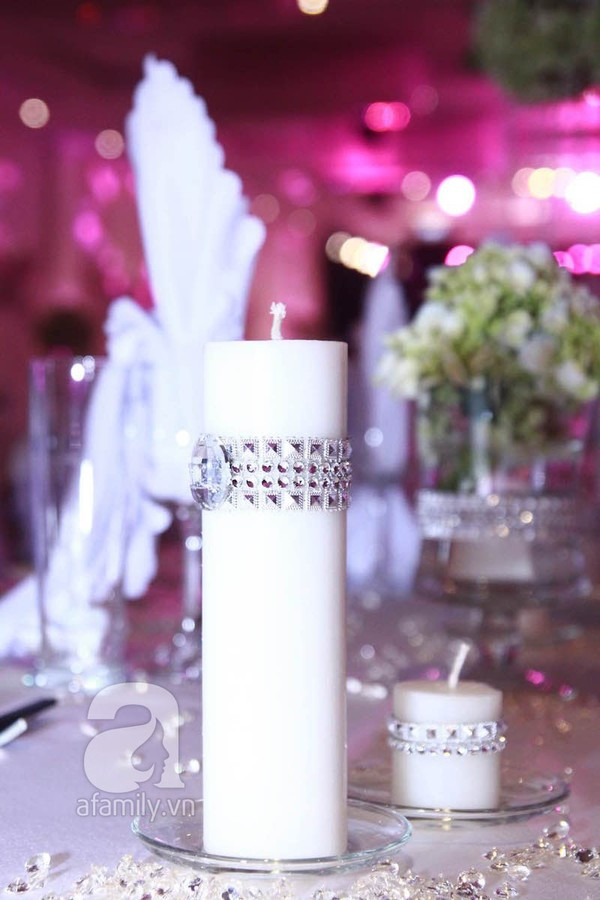 Cận cảnh tiệc cưới lãng mạn của Lê Thúy 2