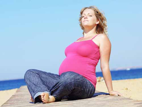 Phơi nắng cũng được xem là cách phòng ngừa thiếu vitamin D Ảnh: Total Health Phơi nắng cũng được xem là cách phòng ngừa thiếu vitamin D Ảnh: Total Health