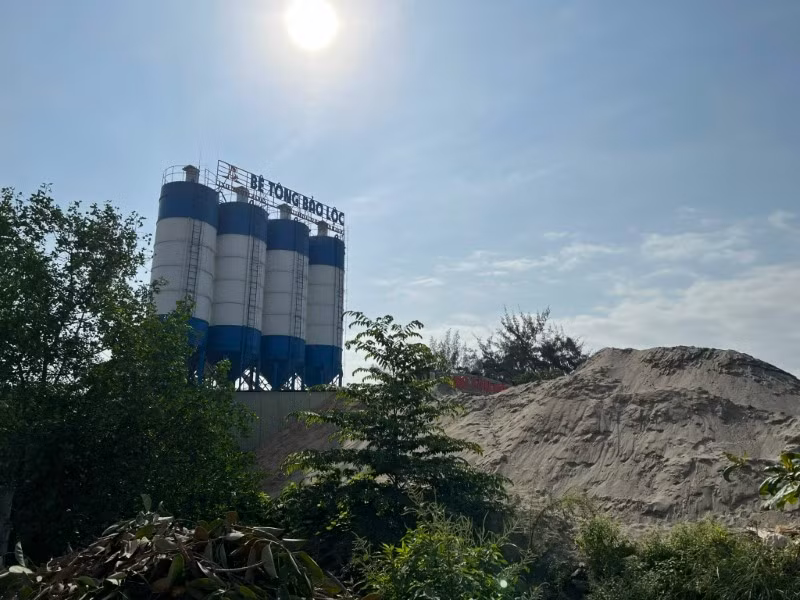 Trạm trộn bê tông Bảo Lộc.