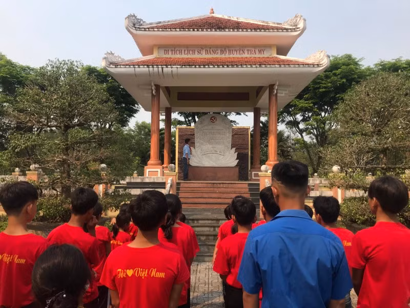 Di tích lịch sử Đảng bộ huyện Bắc Trà My, một trong những “địa chỉ đỏ” mà các trường đưa học sinh về đây để tìm hiểu văn hóa lịch sử địa phương.