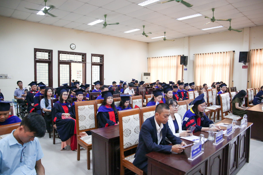 Đợt tốt nghiệp lần này có 89 tân cử nhân tốt nghiệp văn bằng 2.