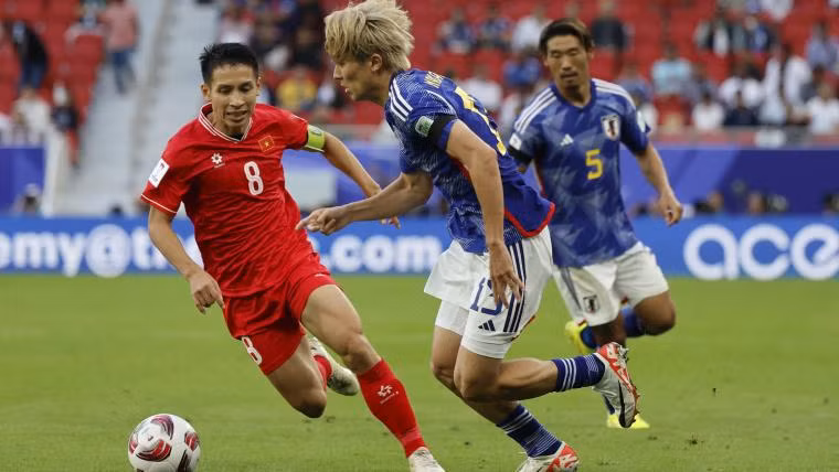 Hùng Dũng tiếc nuối khi Việt Nam thua Nhật Bản 2-4 ở bảng D Asian Cup 2023.