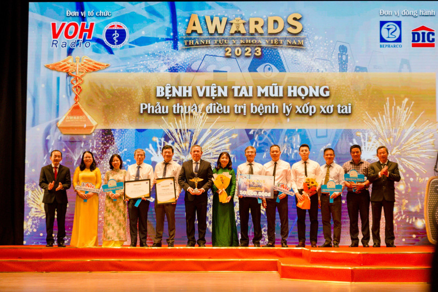 Kỹ thuật điều trị bệnh lý xốp xơ tai được vinh danh Thành tựu y khoa 2023. Ảnh: BVCC