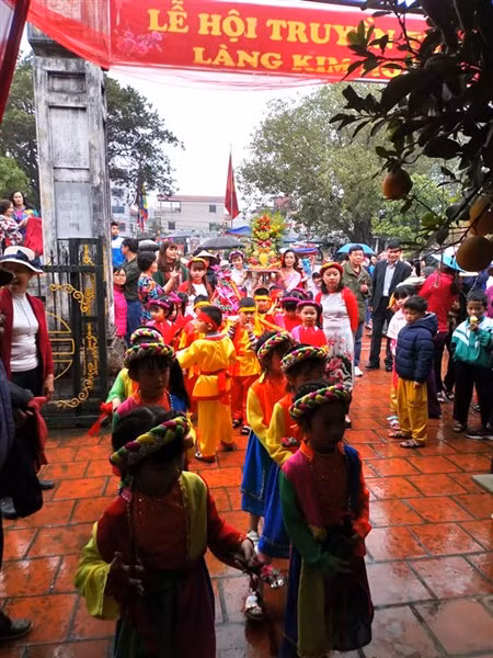 Là vùng đất cổ, Kim Hoàng vẫn giữ được nhiều giá trị cổ truyền.