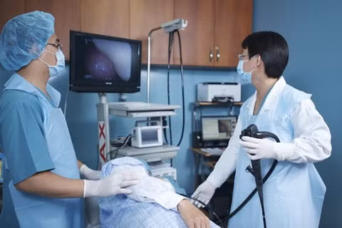 Chụp cắt lớp để xác định rõ bệnh.