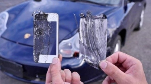 iPhone sẽ ra sao khi được dùng làm...má phanh cho xe Porsche? - Ảnh 2 iPhone sẽ ra sao khi được dùng làm...má phanh cho xe Porsche? - Ảnh 2