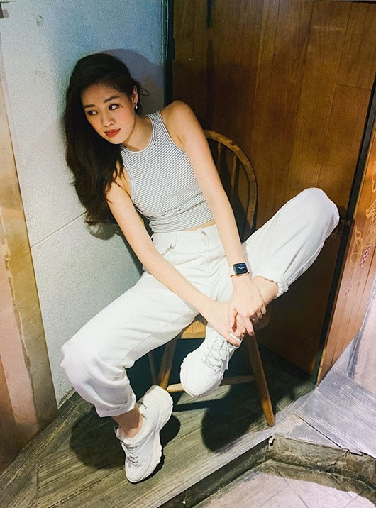 Ảnh đời thường từ dễ thương đến nóng bỏng hút mắt của tân Hoa hậu Hoàn vũ Khánh Vân - Ảnh 9