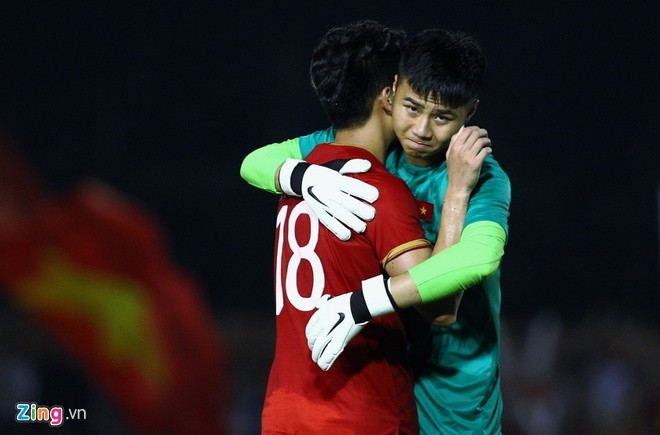 Thủ môn Văn Toản nhận "mưa lời khen" sau trận thắng Campuchia ảnh 3 Thu mon Van Toan nhan