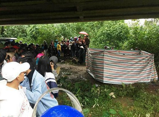 Thi thể nữ sinh Tr. được tìm thấy sau 2 ngày nỗ lực tìm kiếm. 