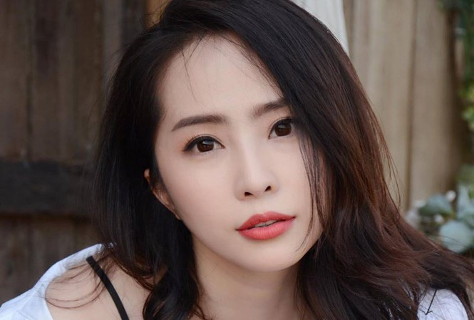 Quỳnh Nga đáp trả tin "gái ngành"