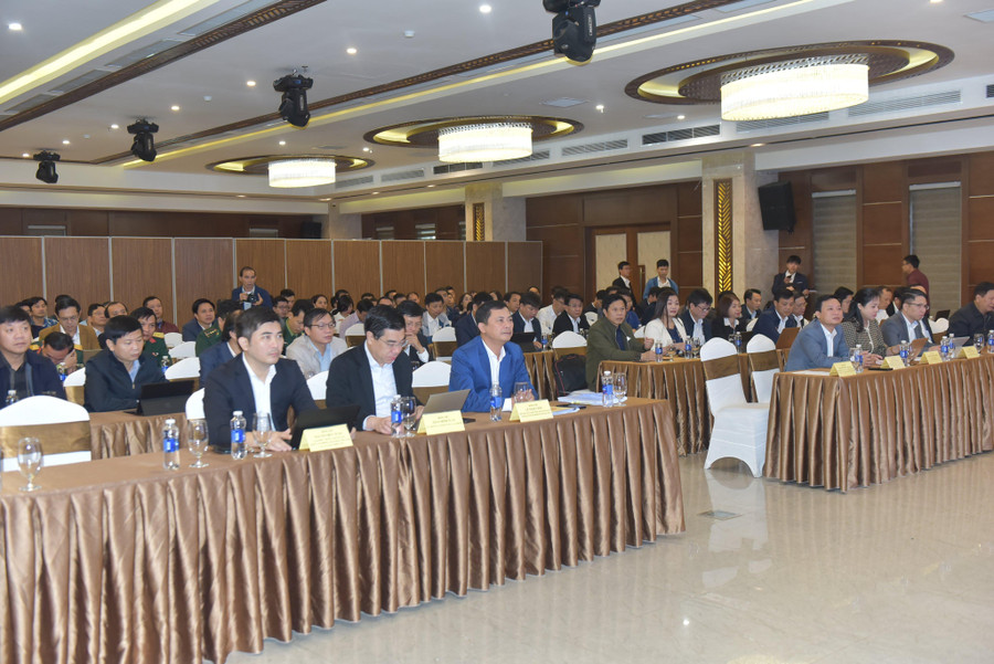 Hội nghị có sự tham gia của nhiều lãnh đạo, cán bộ Trung ương và tỉnh Hà Tĩnh.