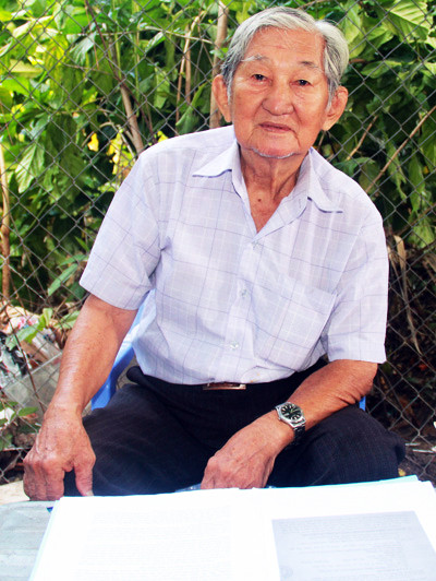 CụThanh hai lần thắng kiện UBND TP Cần Thơ. Ảnh:Cửu Long lao-nong-91-tuoi-hai-lan-thang-kien-ubnd-tp-can-tho