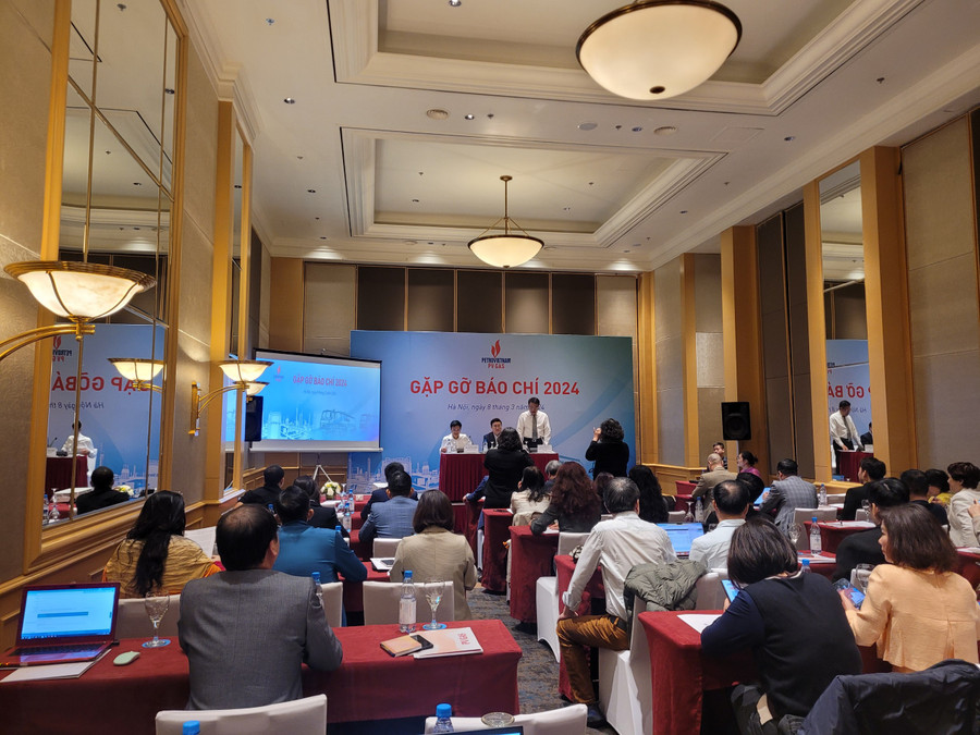 Lãnh đạo PV GAS cung cấp thông tin về hoạt động sản xuất và các kế hoạch trong tương lai của PV GAS tại buổi gặp gỡ báo chí, ngày 8/3/2024. Lãnh đạo PV GAS cung cấp thông tin về hoạt động sản xuất và các kế hoạch trong tương lai của PV GAS tại buổi gặp gỡ báo chí, ngày 8/3/2024.