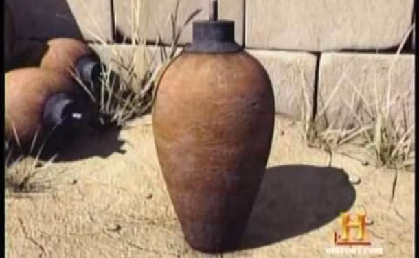 Bi an ve nhung cuc pin 2.000 nam tuoi o Iraq-Hinh-5