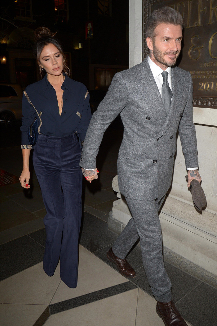 Lần hiếm hoi Victoria đăng clip âu yếm chồng David Beckham Lần hiếm hoi Victoria đăng clip âu yếm chồng David Beckham