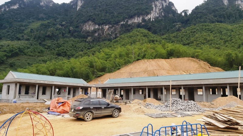 Khu trường học mới ở khu TĐC Sa Ná đang dần hoàn thiện