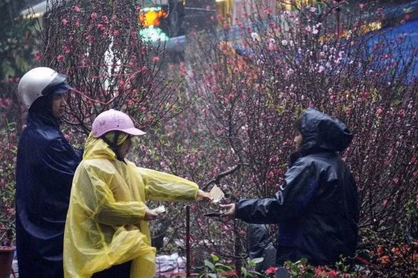 Bắc Bộ đón 3 ngày Tết trong mưa rét