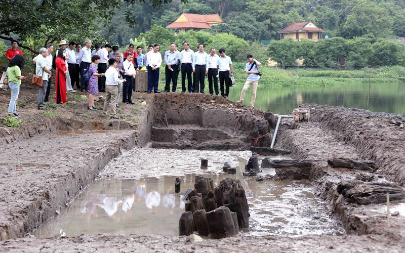 Hố khai quật cánh đồng Nội Trong.