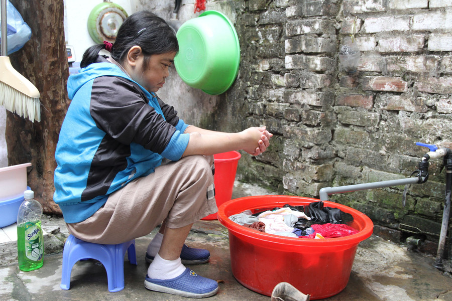 Những người sinh sống ở 'xóm chạy thận' đều có hoàn cảnh rất khó khăn. Những người sinh sống ở 'xóm chạy thận' đều có hoàn cảnh rất khó khăn.