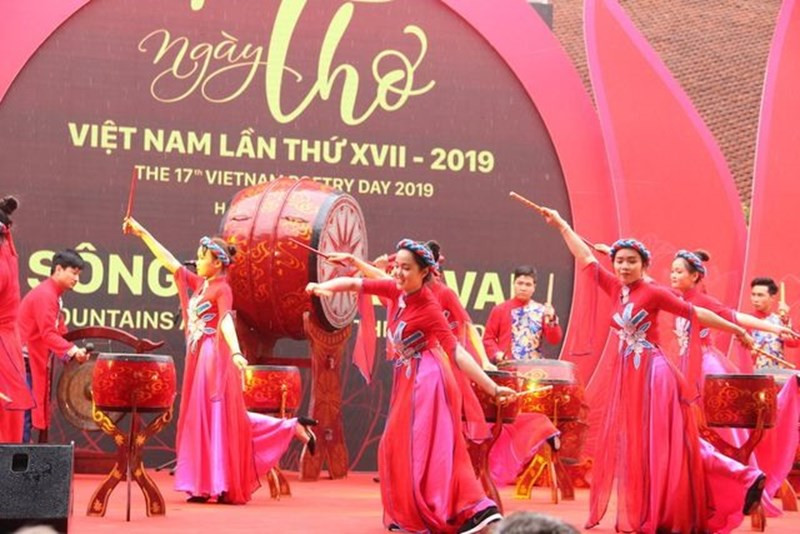 Ngày thơ Việt Nam 2019 được tổ chức tại Văn Miếu-Quốc Tử Giám. Ảnh: ITN.