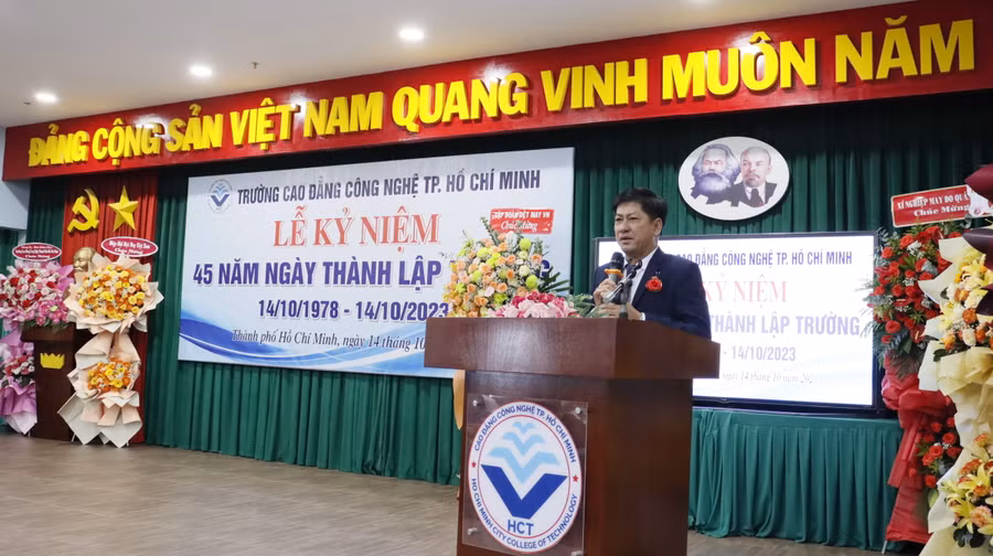 Trường CĐ Công nghệ TPHCM kỷ niệm 45 năm ngày thành lập trường