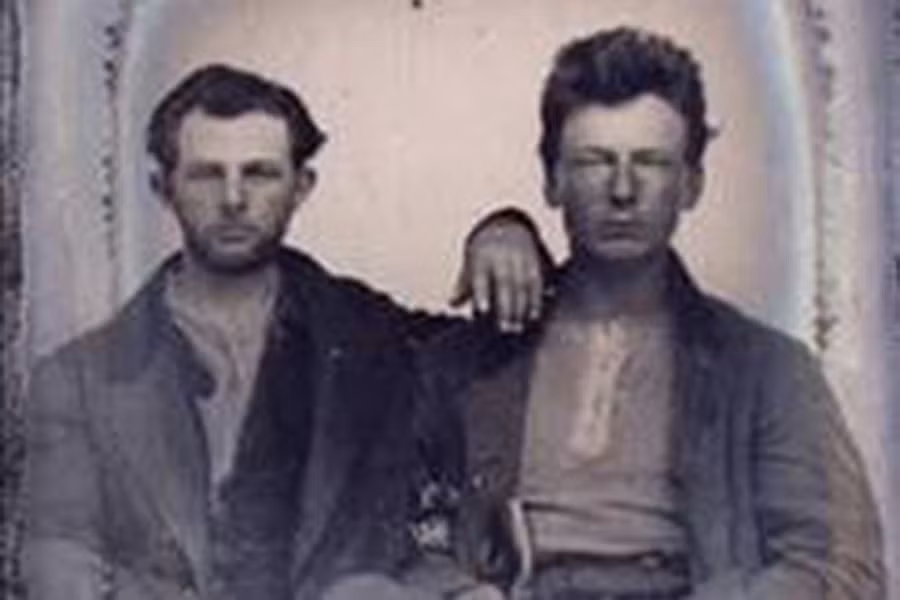 Chân dung hai kẻ bịp bợm Philip Arnold và John Slack.