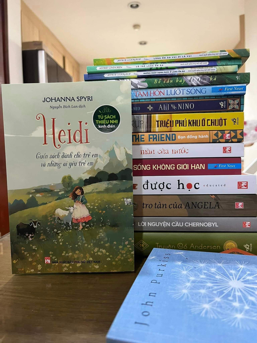 Dịch giả - nhà văn Nguyễn Bích Lan đã có 58 tác phẩm dịch và 4 tác phẩm sáng tác đã xuất bản. Ảnh: NVCC