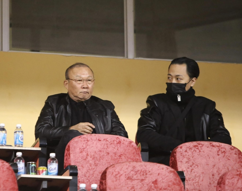 HLV Park Hang Seo bất ngờ dự khán trận đấu của CLB Công an Hà Nội với Bình Dương FC.