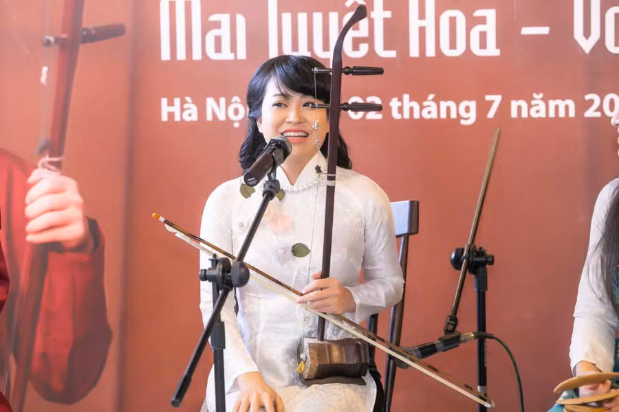 Nghệ sĩ Mai Tuyết Hoa.