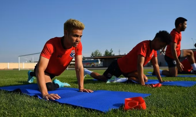 Cầu thủ Thái Lan đang tích cực luyện tập nhằm kiếm vé dự Vòng chung kết Asian Cup 2023. Ảnh: FAT.